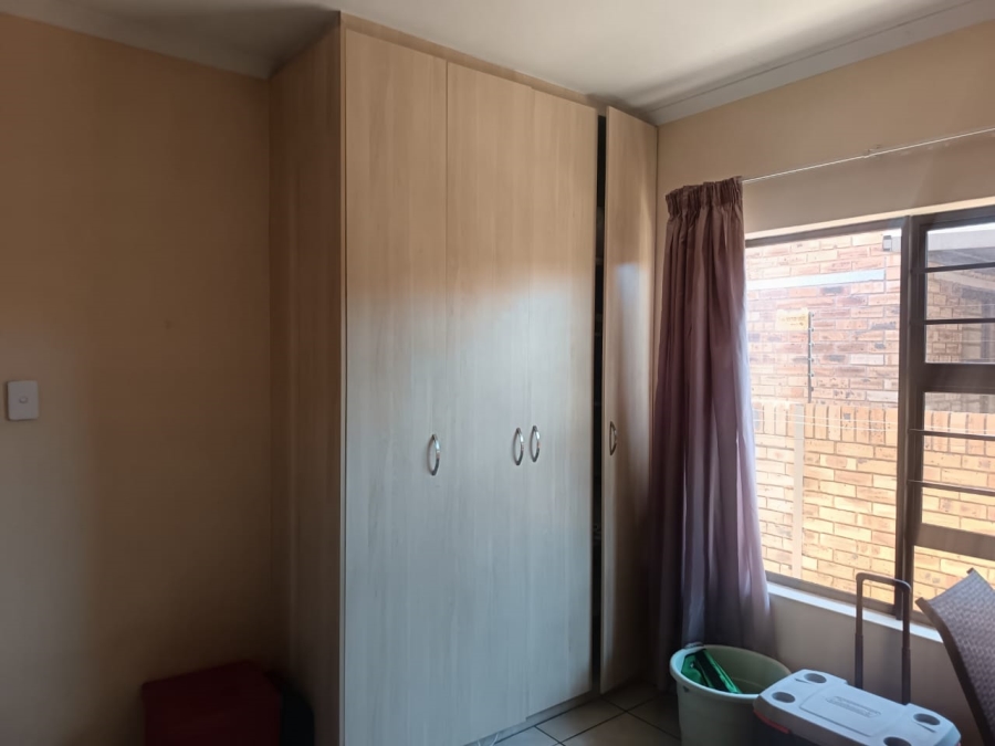 3 Bedroom Property for Sale in Riviera Northern Cape